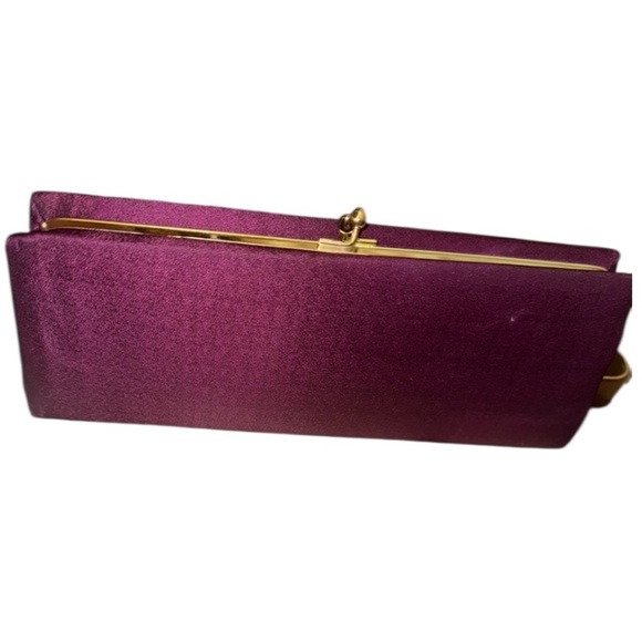 Glamorous evenings Vintage Buganvilla and Gold Matte Satin clutch - Picture 11 of 12